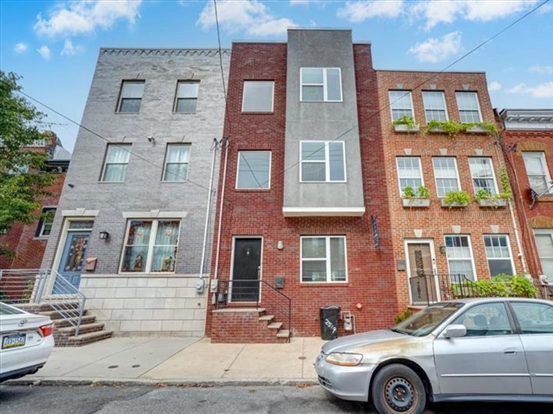 2519 E Norris St Philadelphia, PA 19125